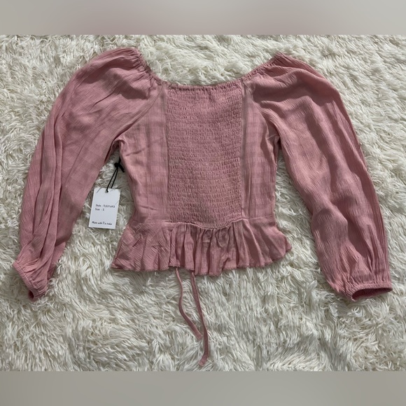 Brand: Japna.  cropped pink blouse. Small. New with tags - Picture 2 of 10